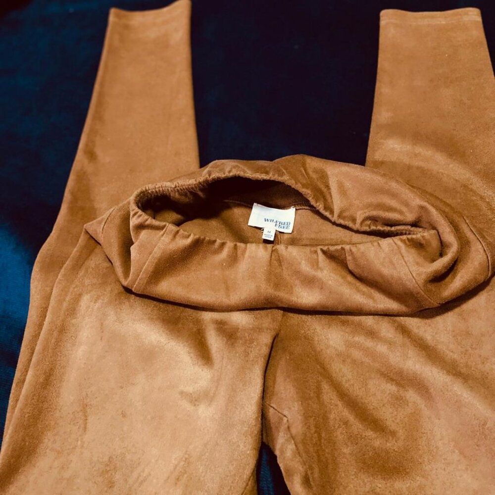 Wilfred Free Daria Vegan Suede Pants